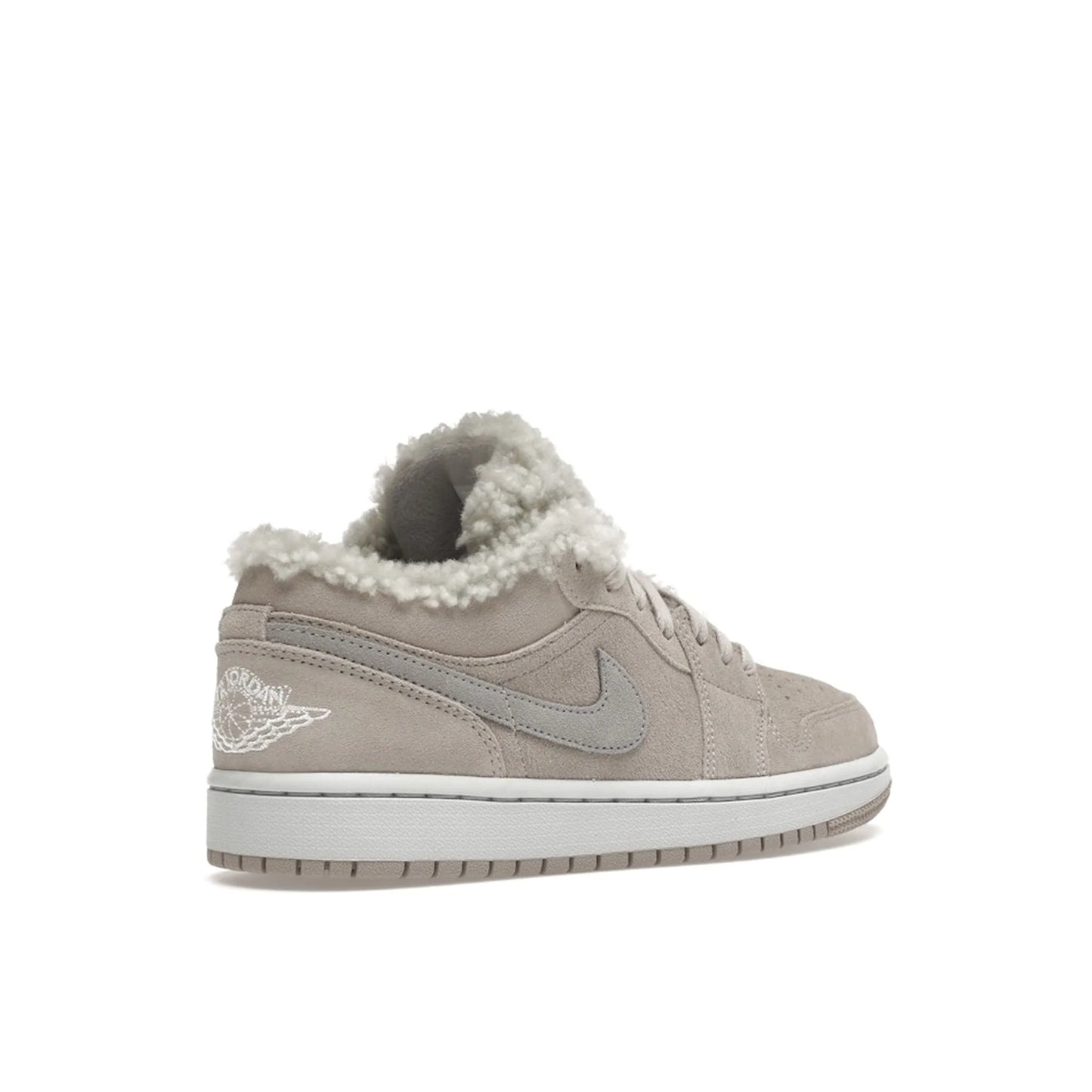 Jordan 1 Low SE Sherpa Fleece (Women's)