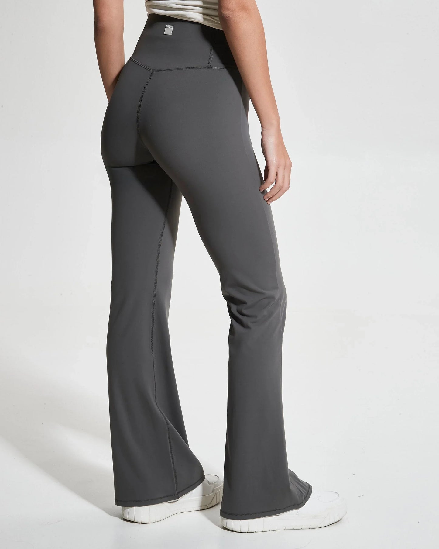 AptyBreath™ Flare Legging