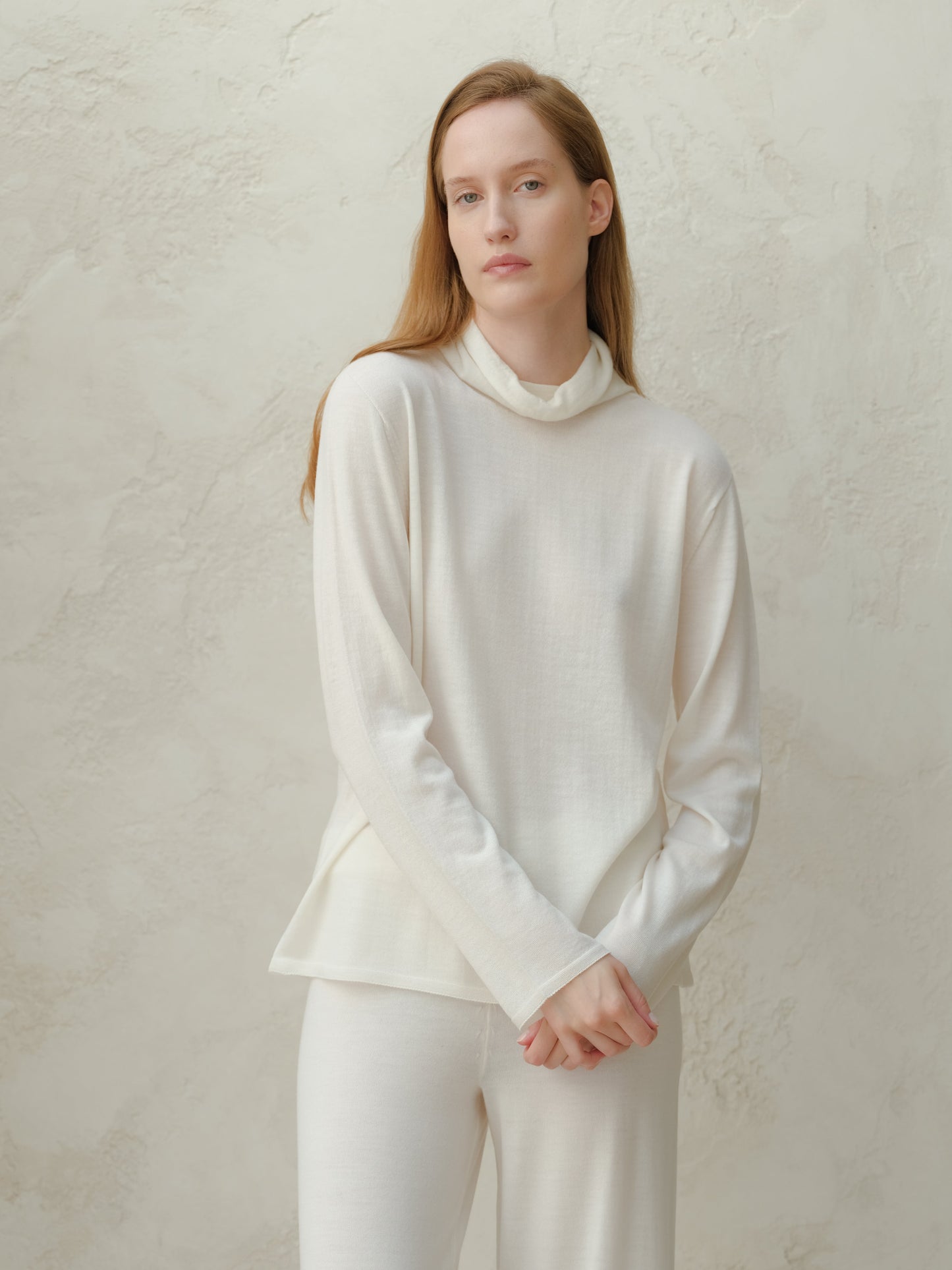 Extra Fine Merino Wool Relaxed Turtleneck (3D-Knit)