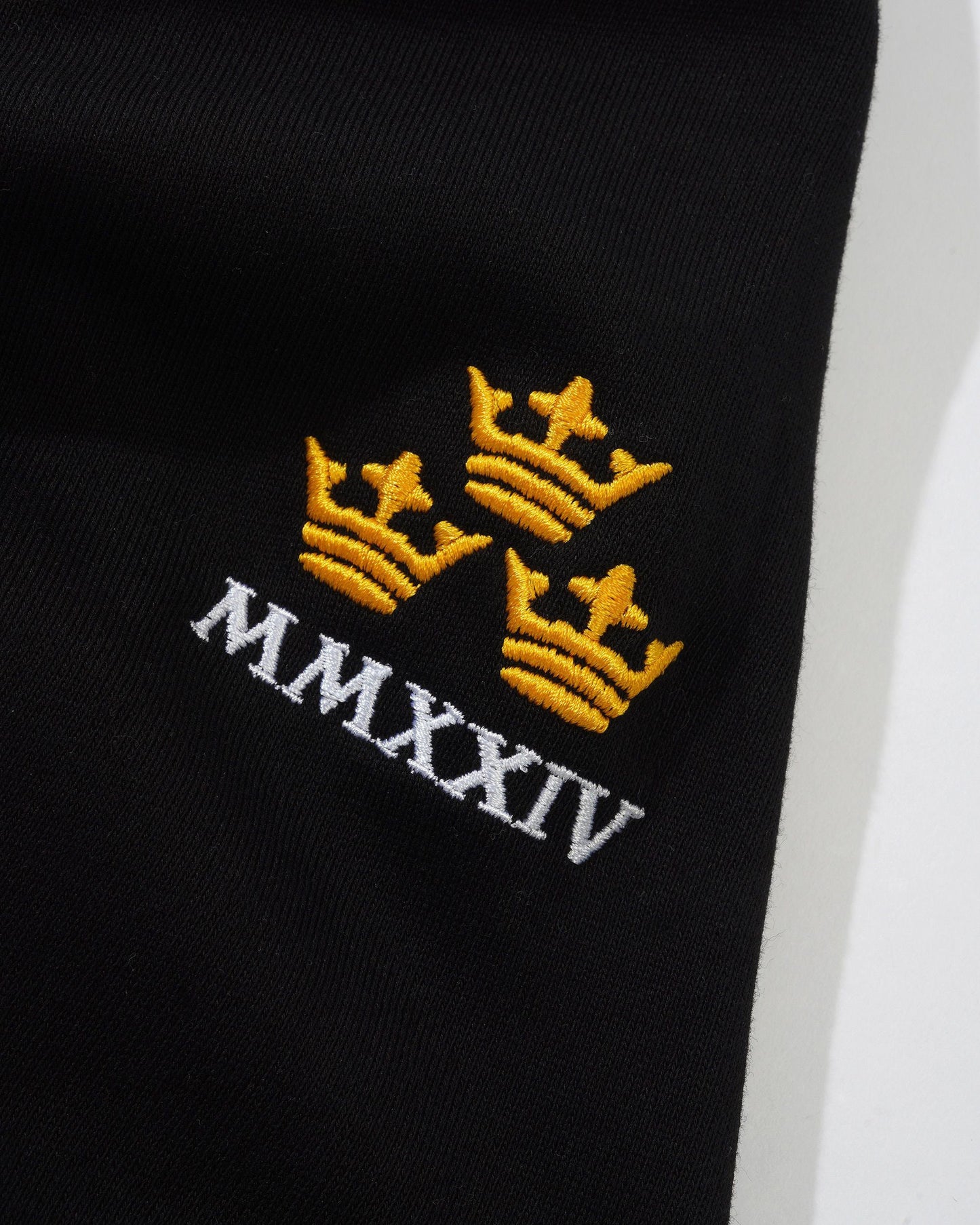 Tracktop Crown Applique Nera