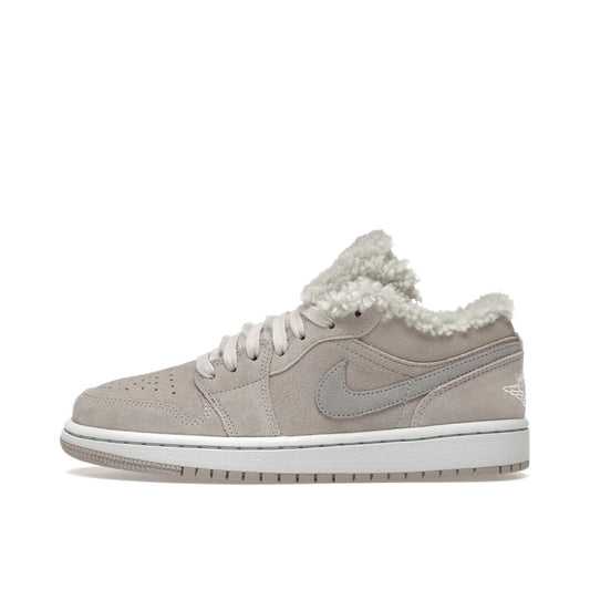 Jordan 1 Low SE Sherpa Fleece (Women's)
