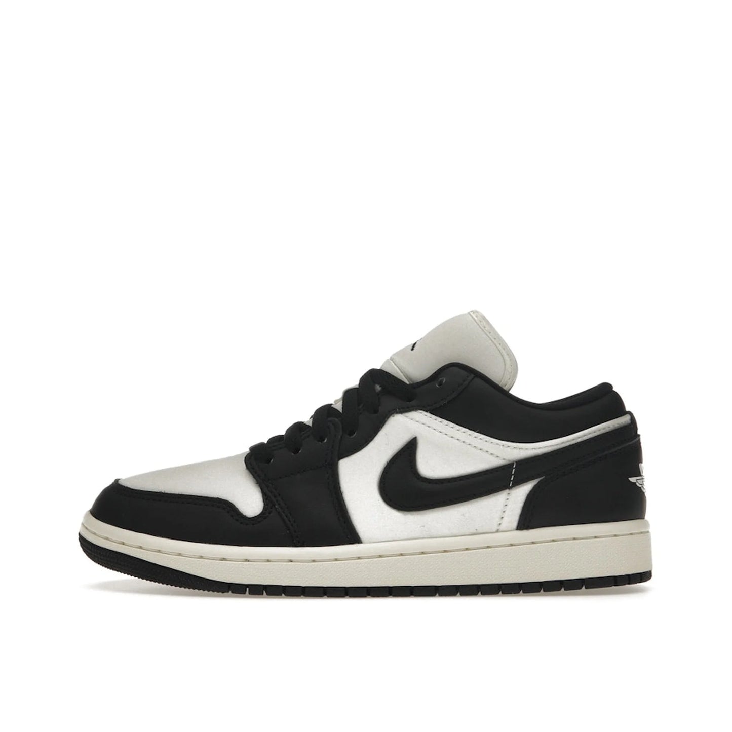 Air Jordan 1 Low SE Vintage Panda (Women's)