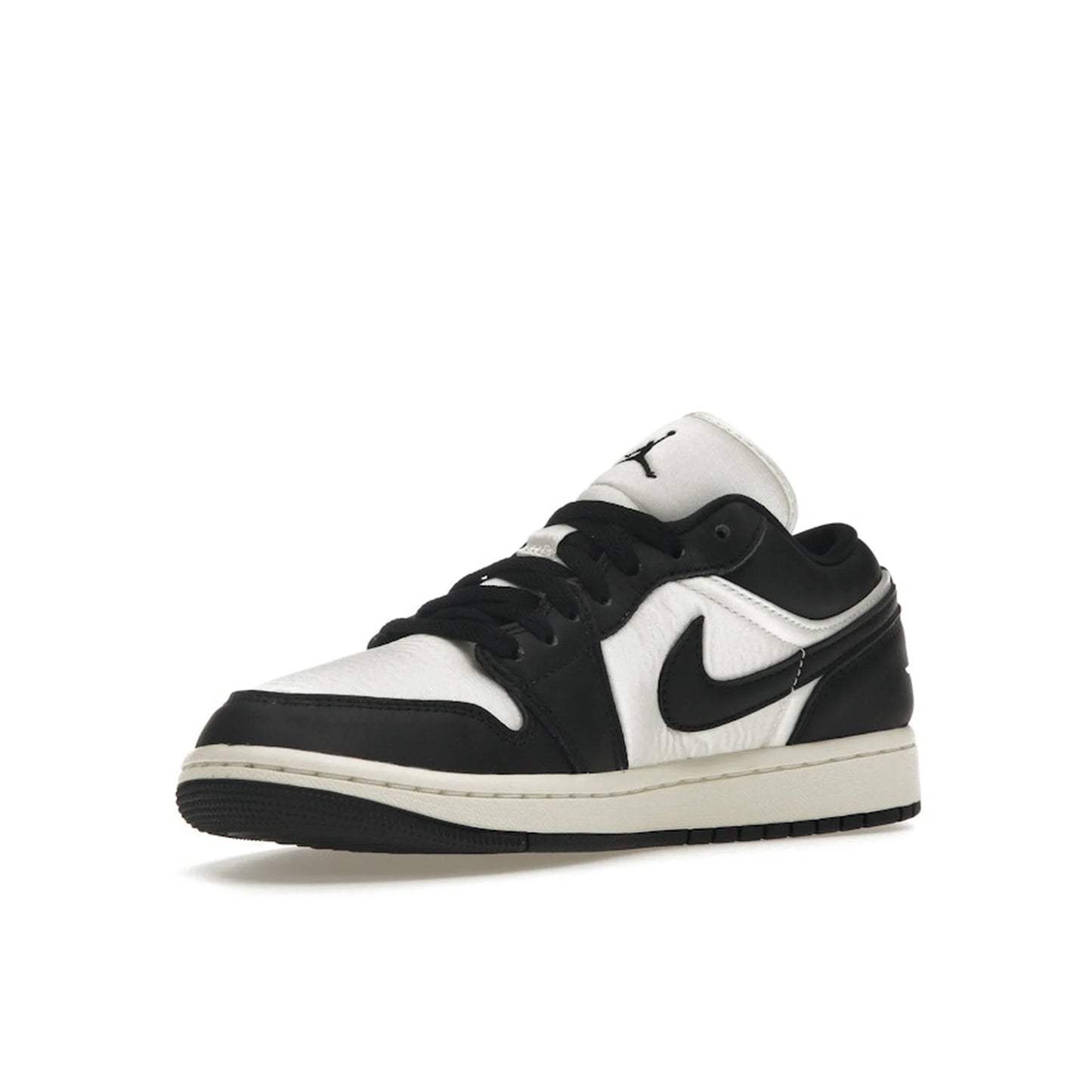 Air Jordan 1 Low SE Vintage Panda (Women's)