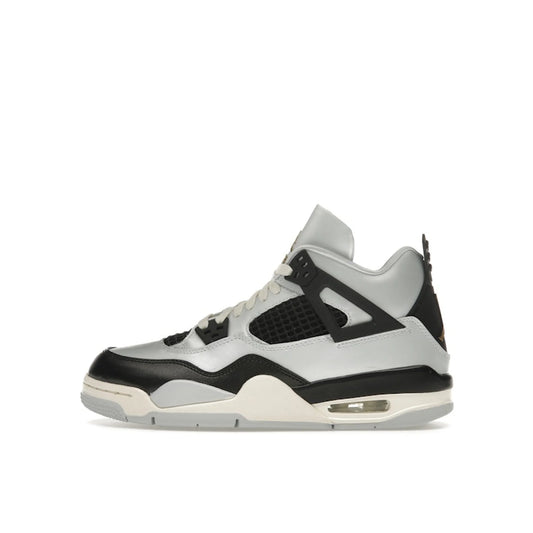 Jordan 4 Retro Platinum Gold (GS)