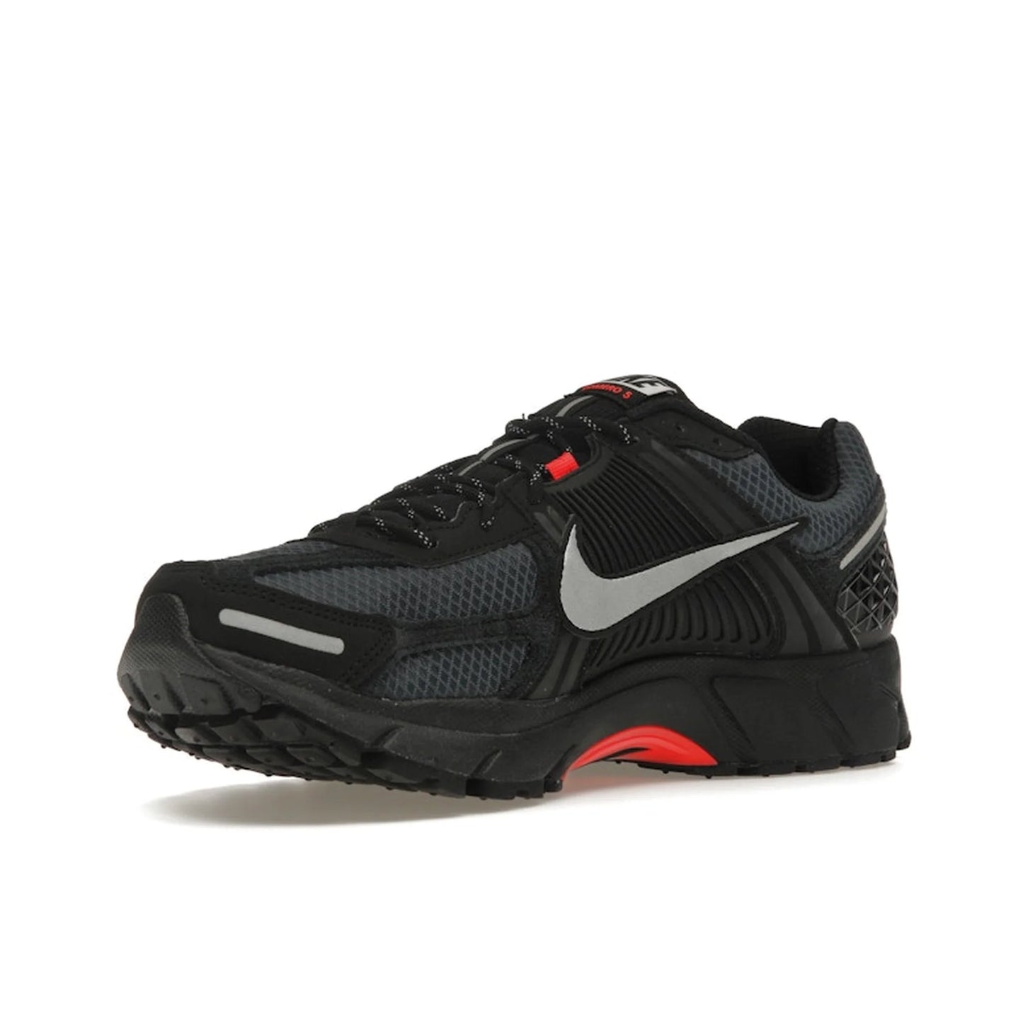 Nike Zoom Vomero 5 Black Metallic University Red