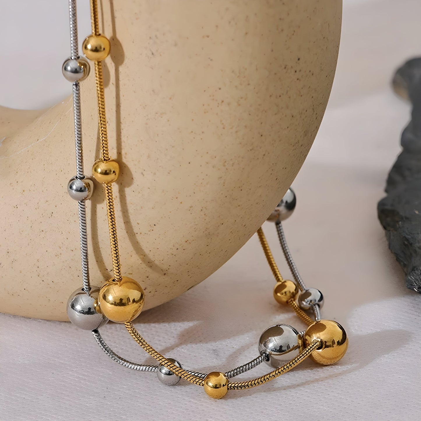 BEHI KASSIA NECKLACE