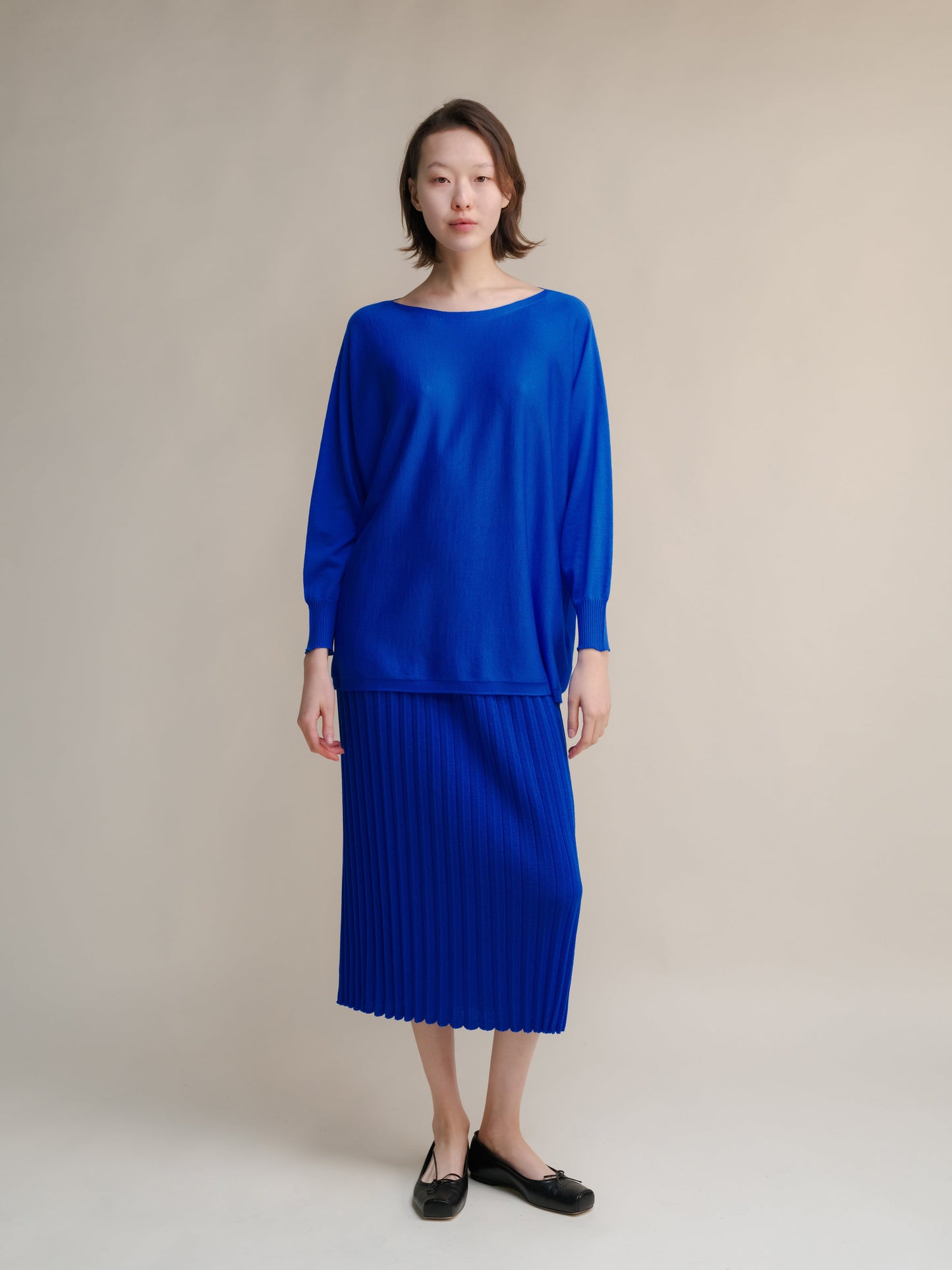 Extra Fine Merino Wool Boat Neck Oversized Sweater (3D-Knit)