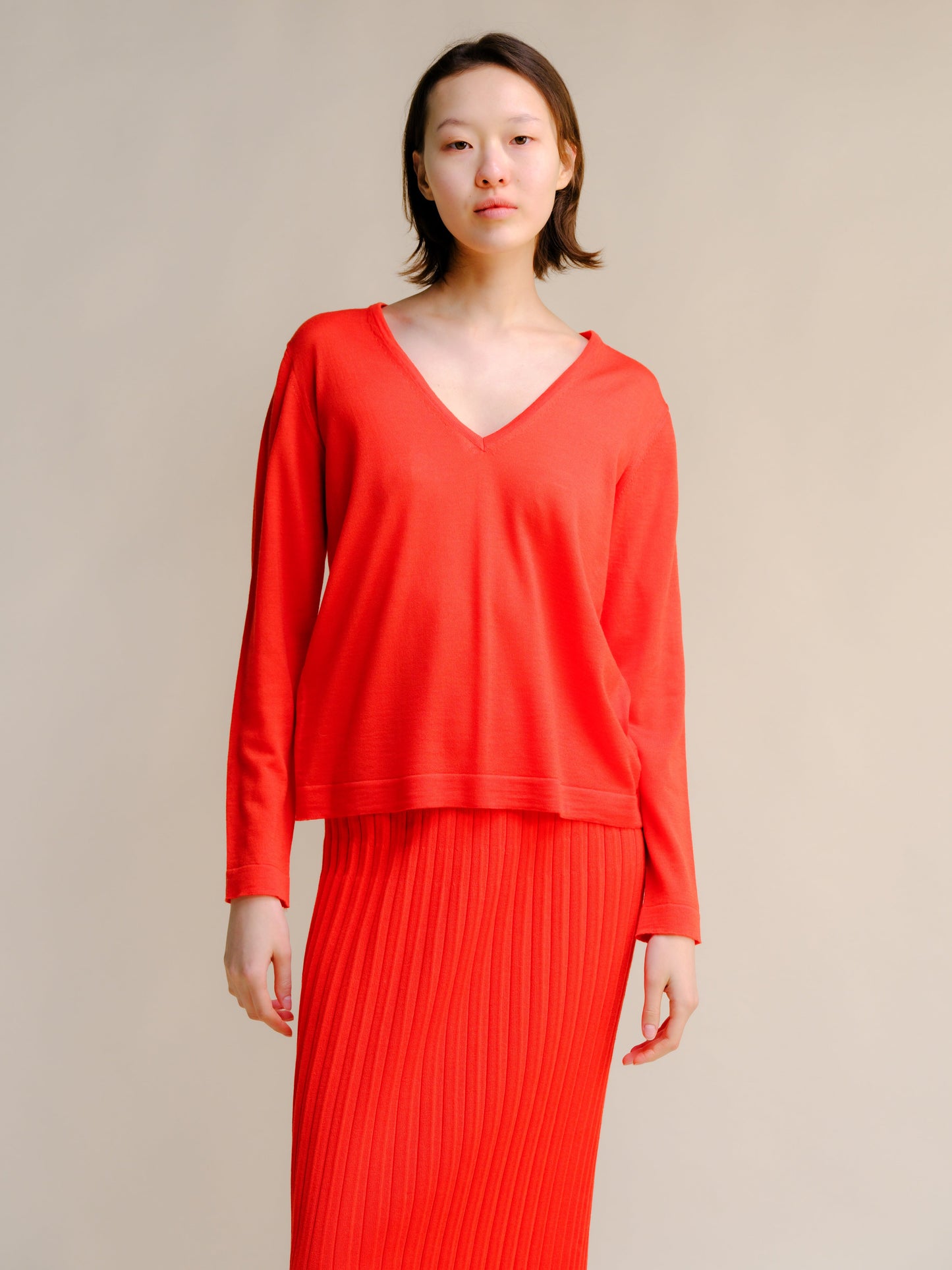 Extra Fine Merino Wool V-Neck Sweater with Straight Sleeve