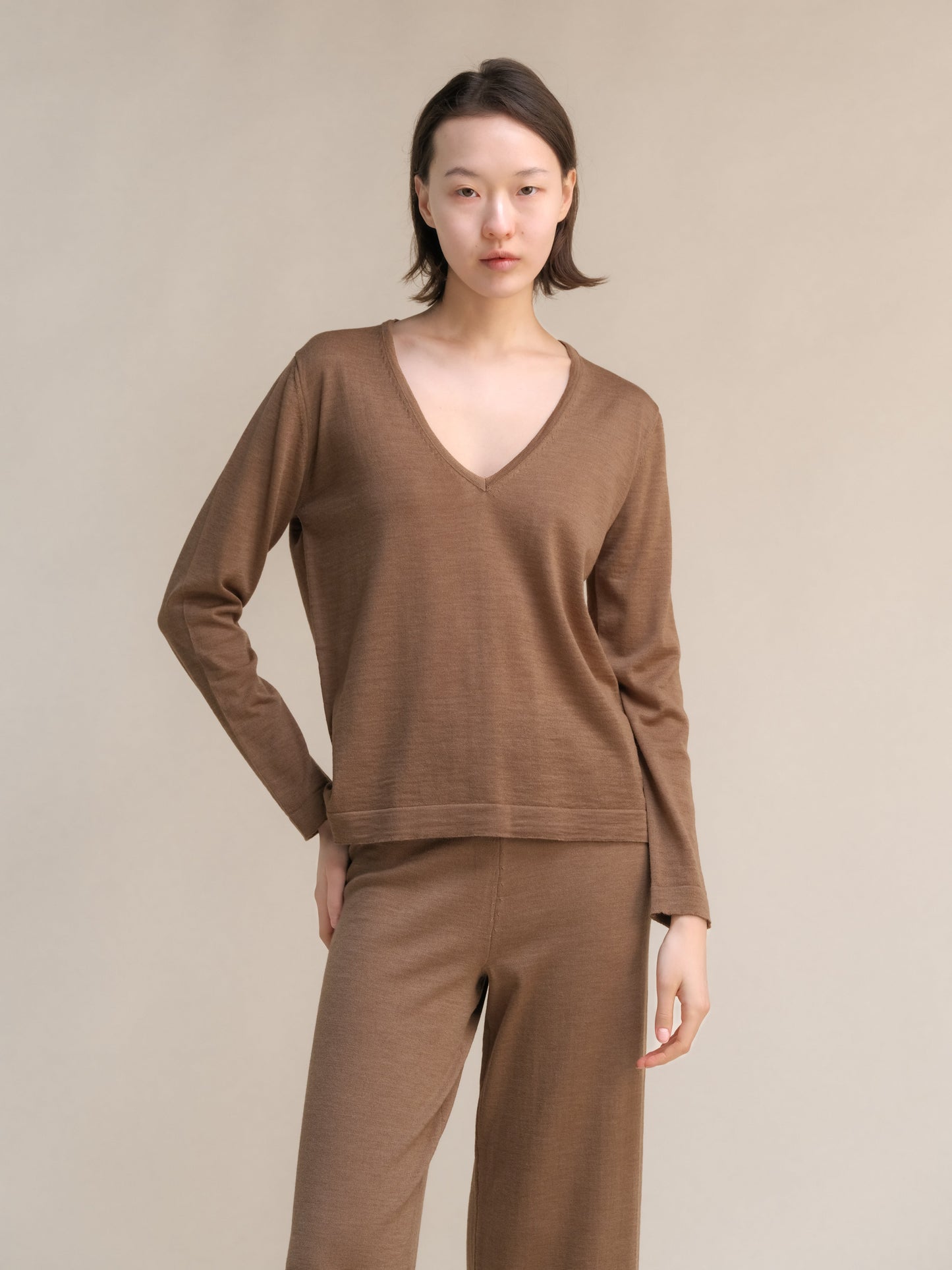 Extra Fine Merino Wool V-Neck Sweater with Straight Sleeve