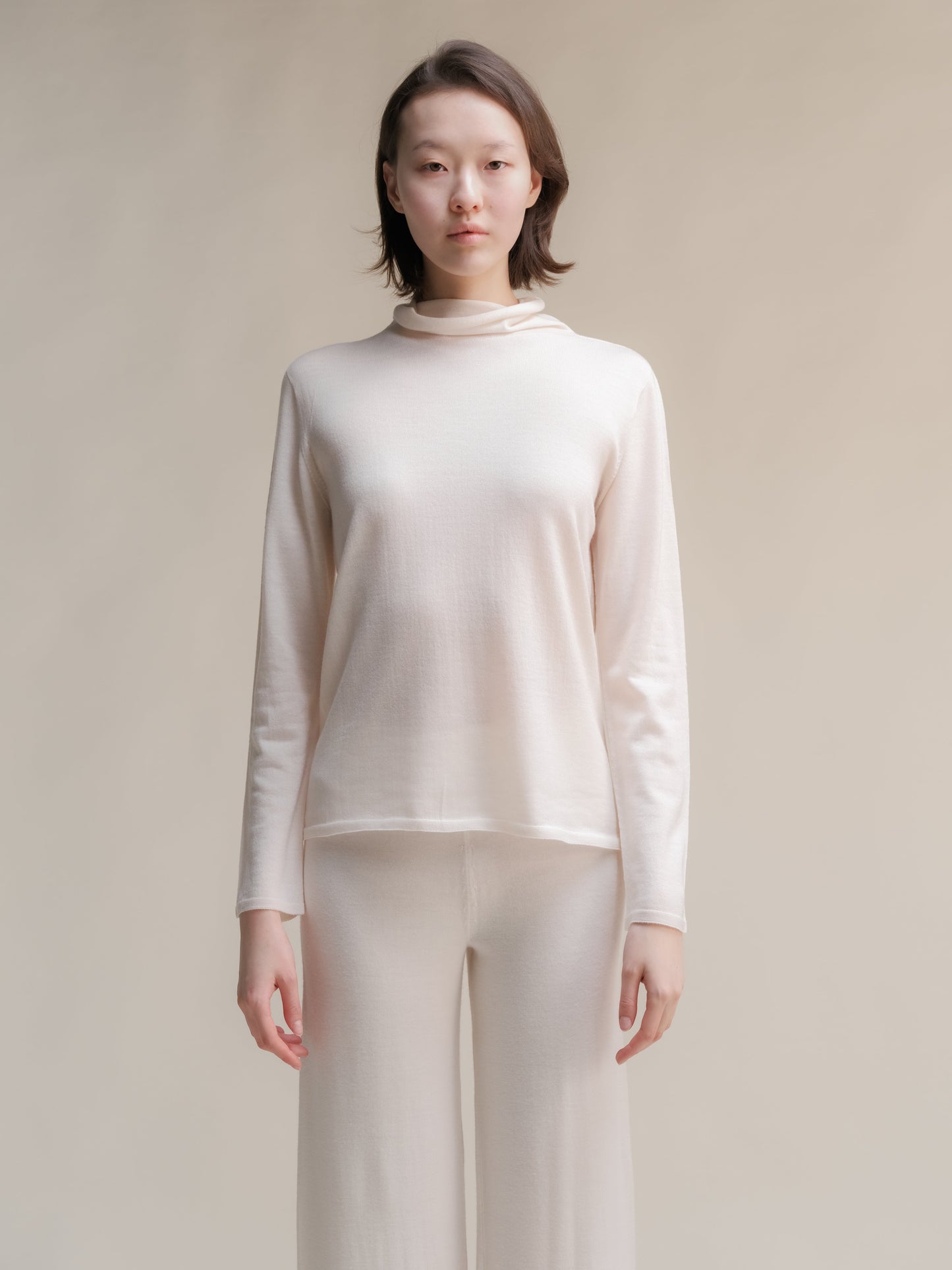 Extra Fine Merino Wool Relaxed Turtleneck (3D-Knit)