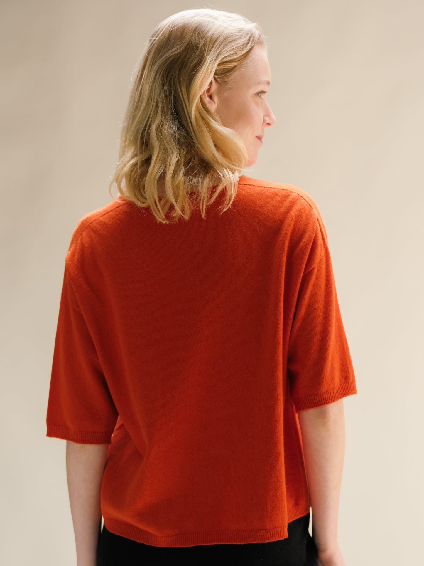 Cashmere Mix V-Neck T-Shirt (3D-Knit)