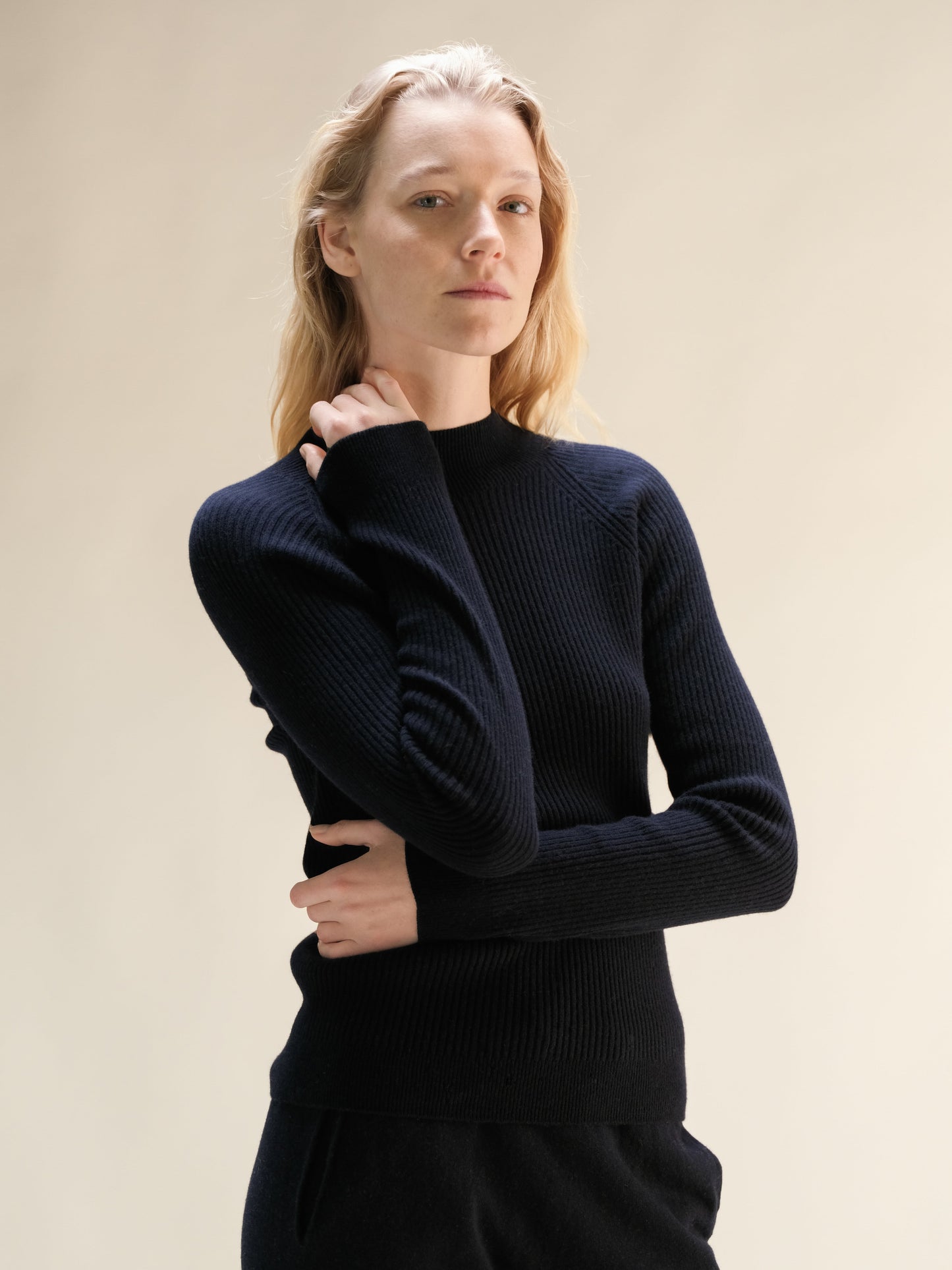 Cashmere Mix Ribbed Mock Neck Sweater (3D-Knit)