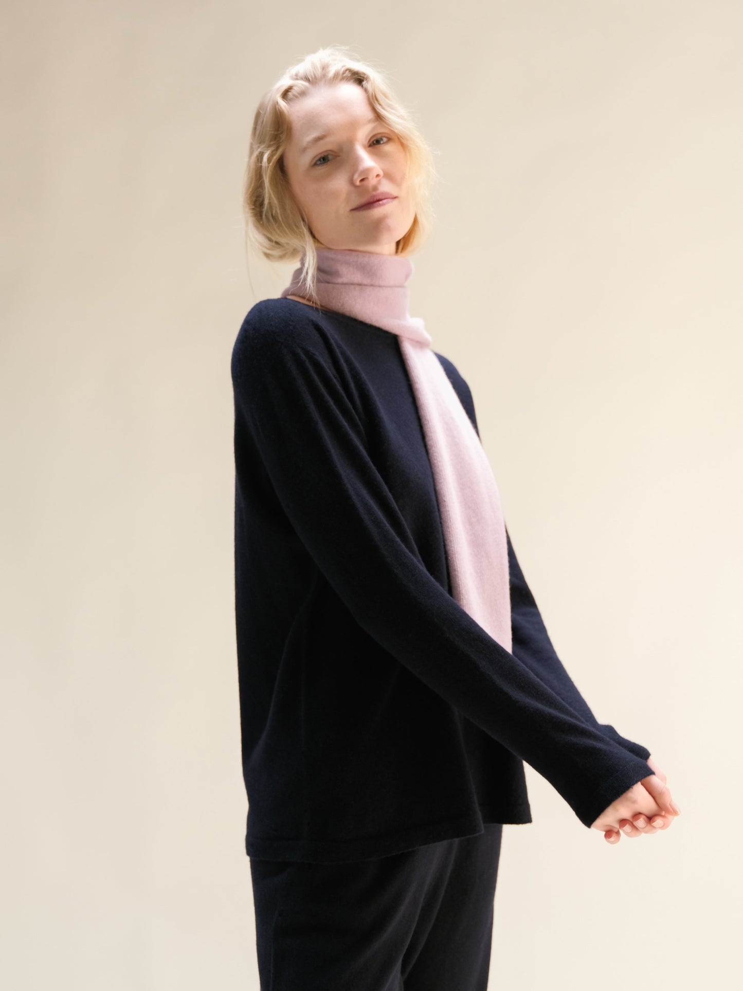 Cashmere Mix Crewneck with Curl Detail(3D-Knit)