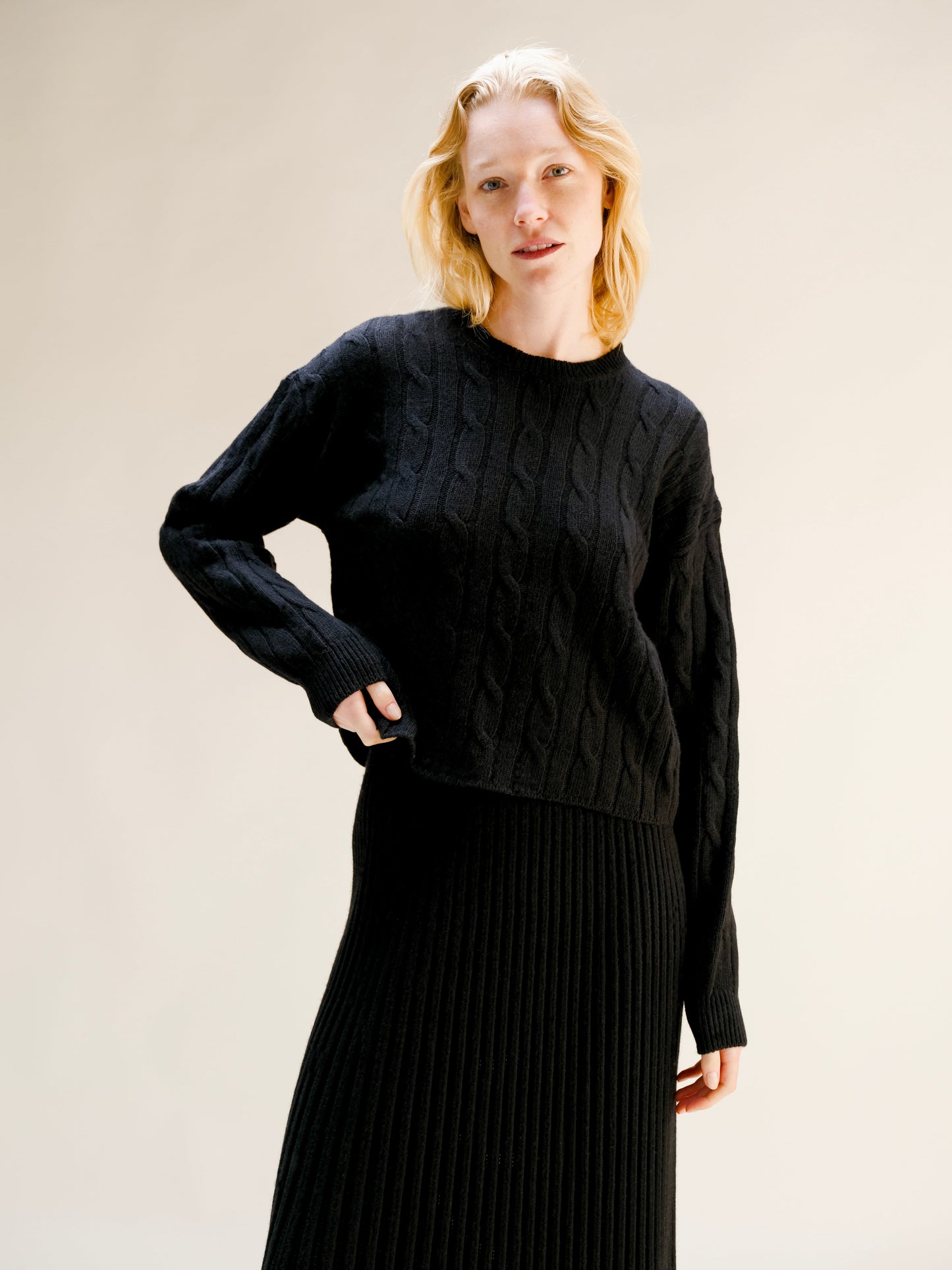 Cashmere Mix Cropped Cable Crewneck Sweater