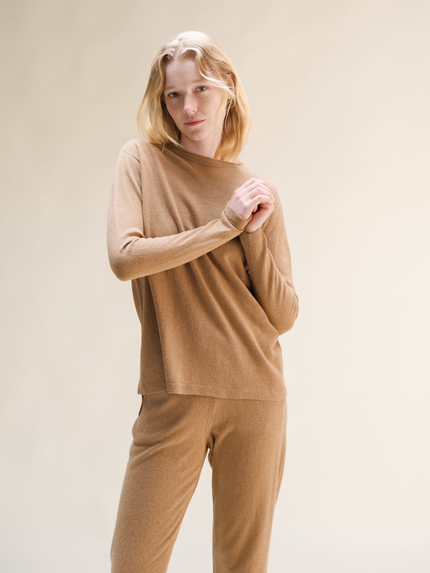 Cashmere Mix Crewneck with Curl Detail(3D-Knit)