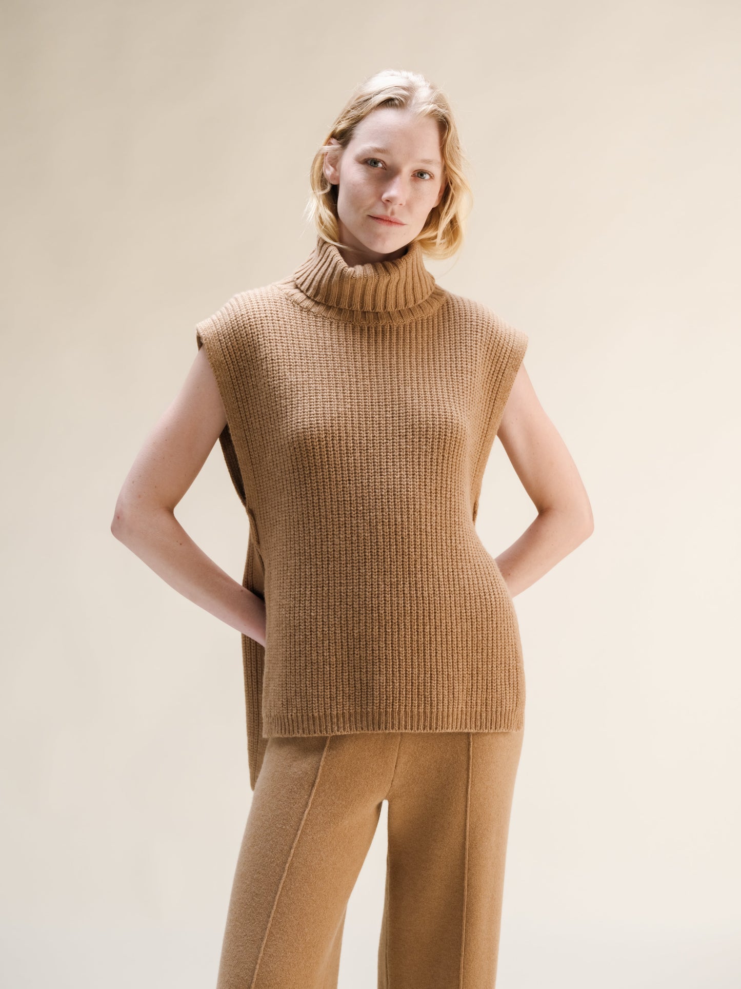 Cashmere Mix Sleeveless Turtle Neck Tunic