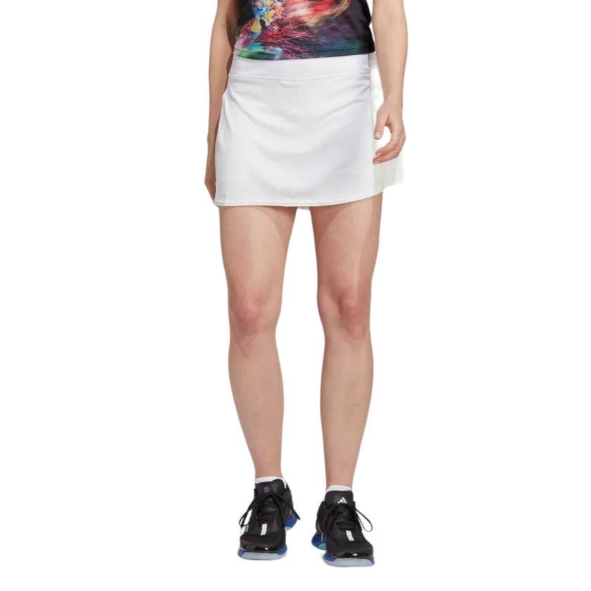 Gonna Match Donna White