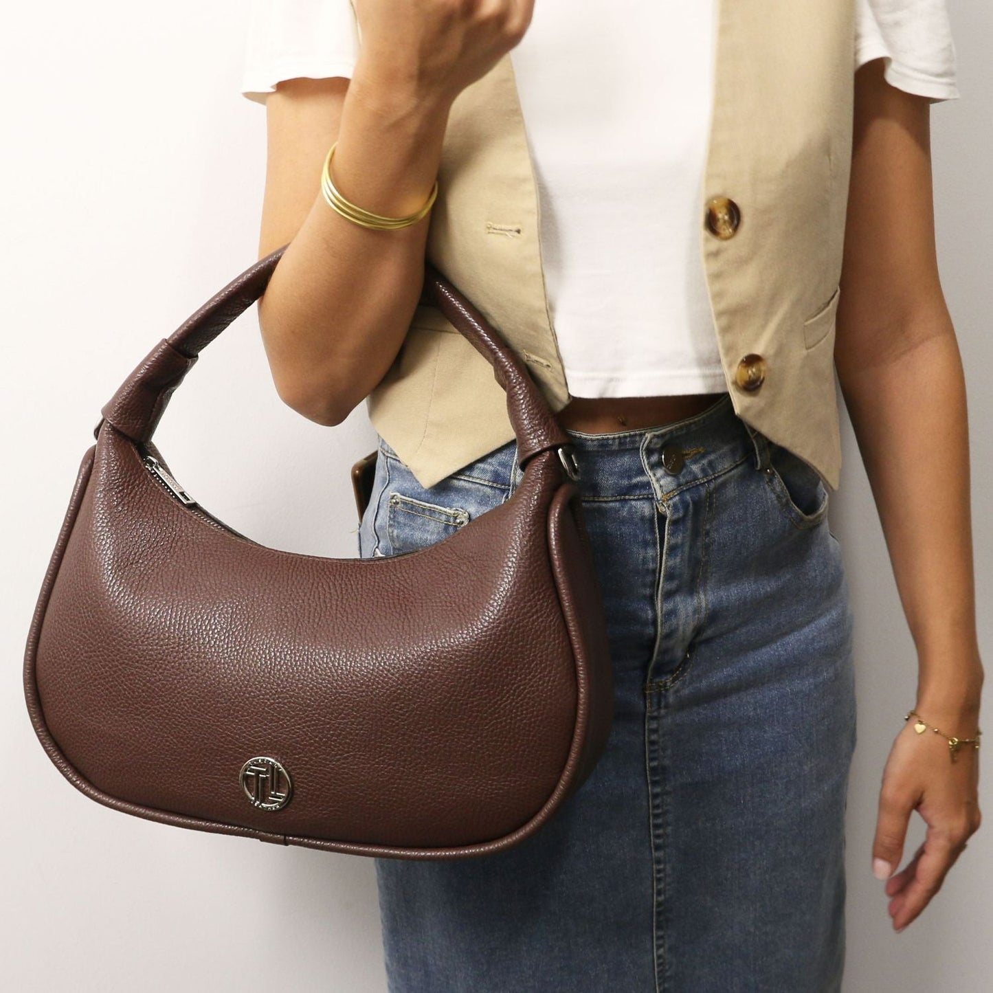 Michelle - Large-sized leather hobo bag | TL142477